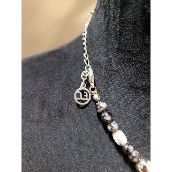 Women's Chunky Mixed Bead Statement Necklace Neutral Tones Lobster Clasp - Picture 5 of 5